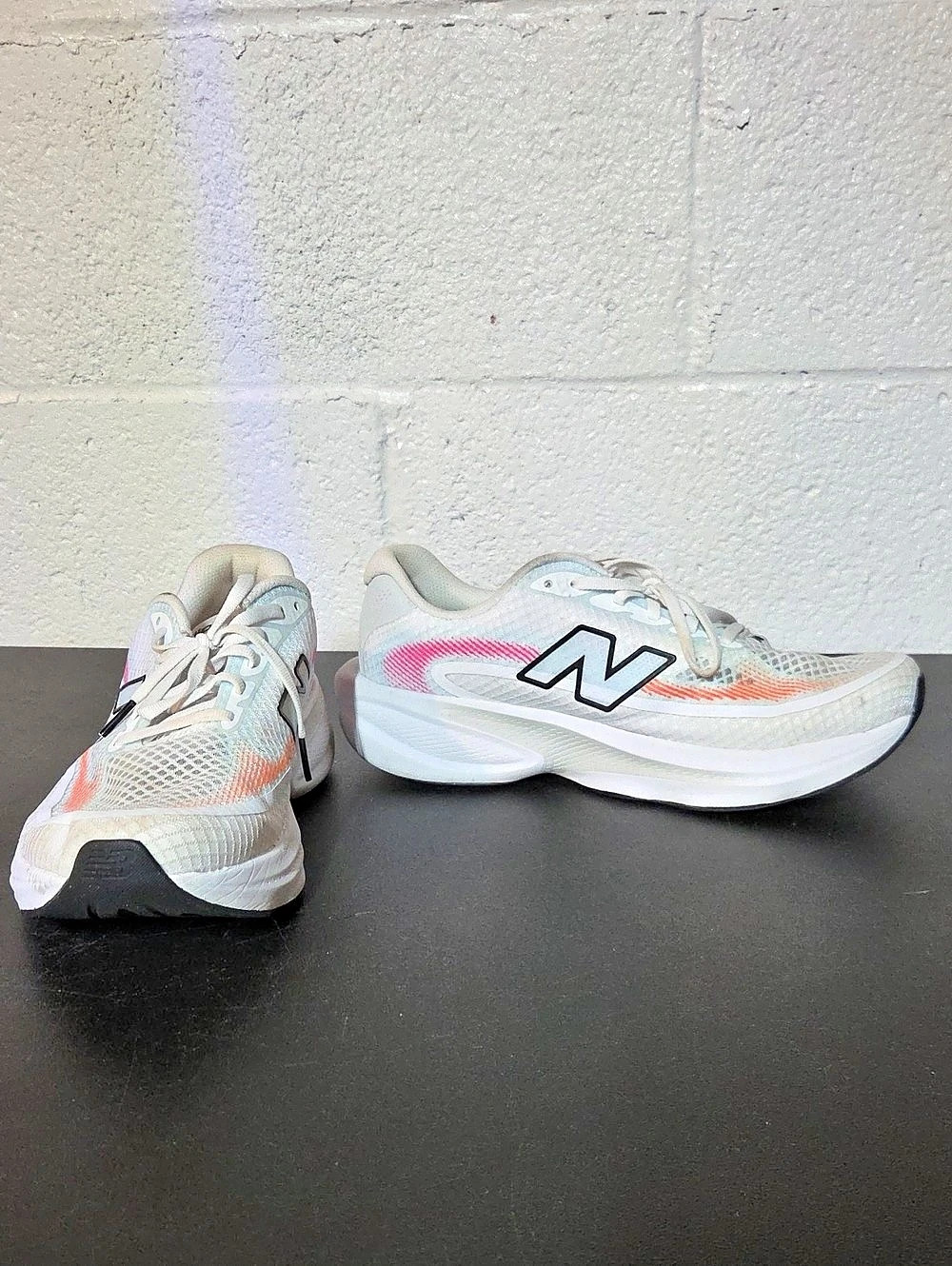 New Balance Fresh Foam X 1080v13 Athletic Shoes White & Pink US 10.5 M